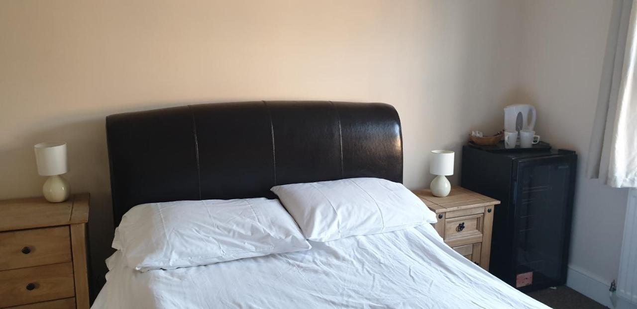Watermans Arms Hotel London Ngoại thất bức ảnh