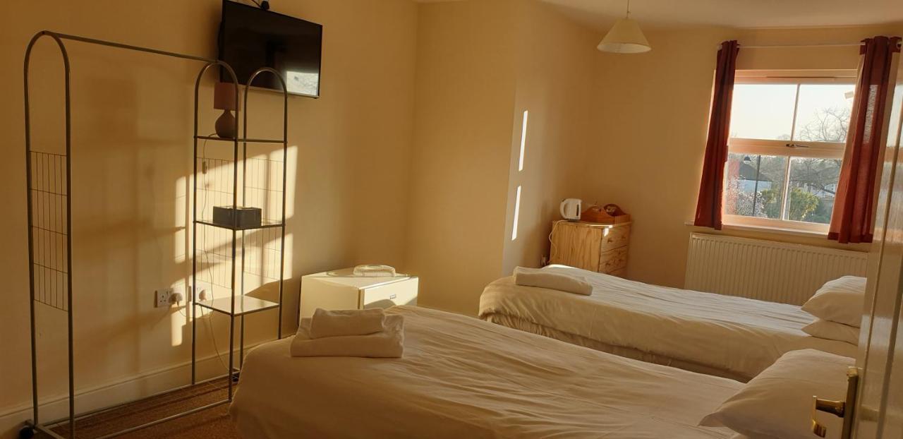 Watermans Arms Hotel London Ngoại thất bức ảnh