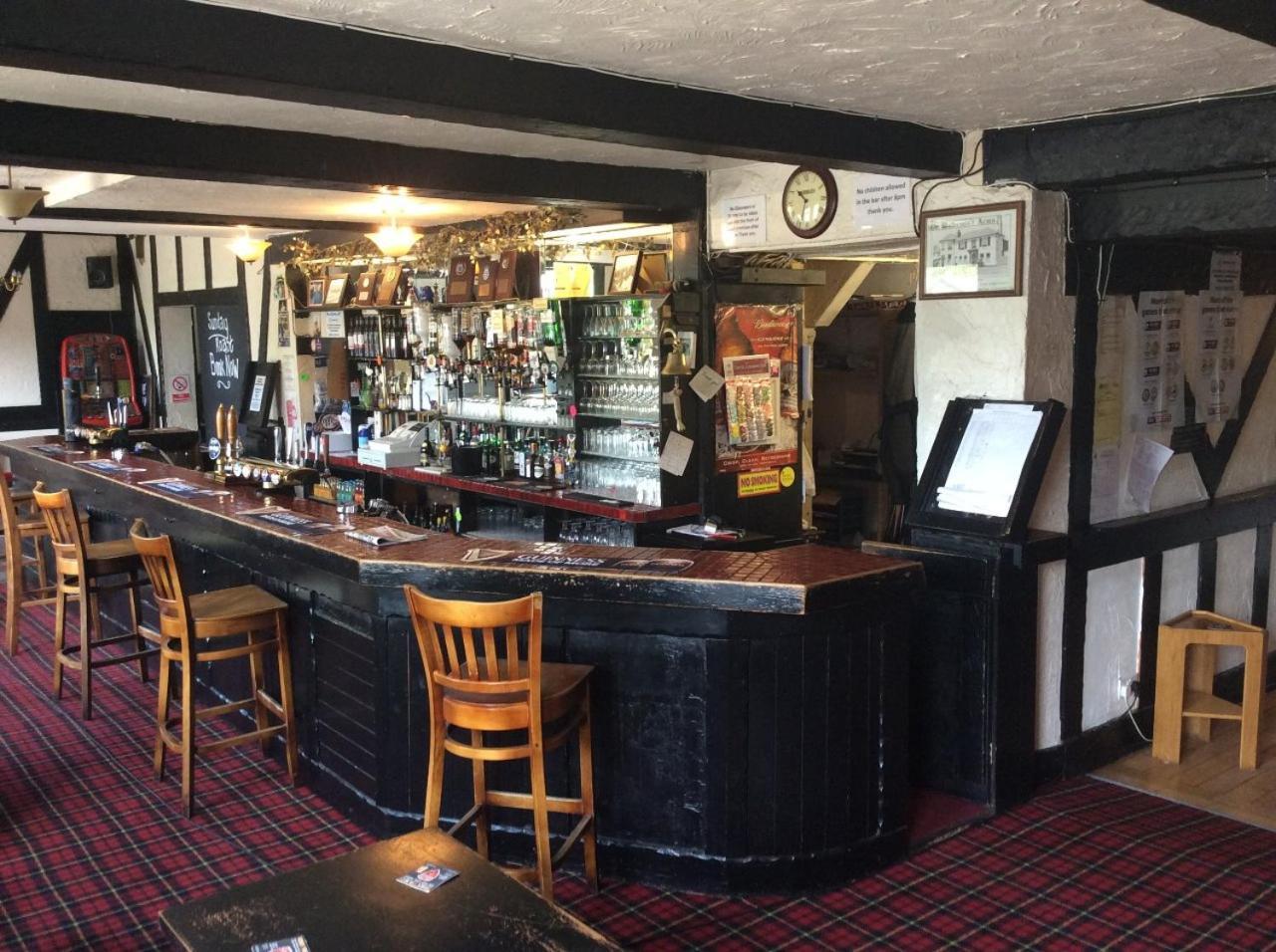 Watermans Arms Hotel London Ngoại thất bức ảnh