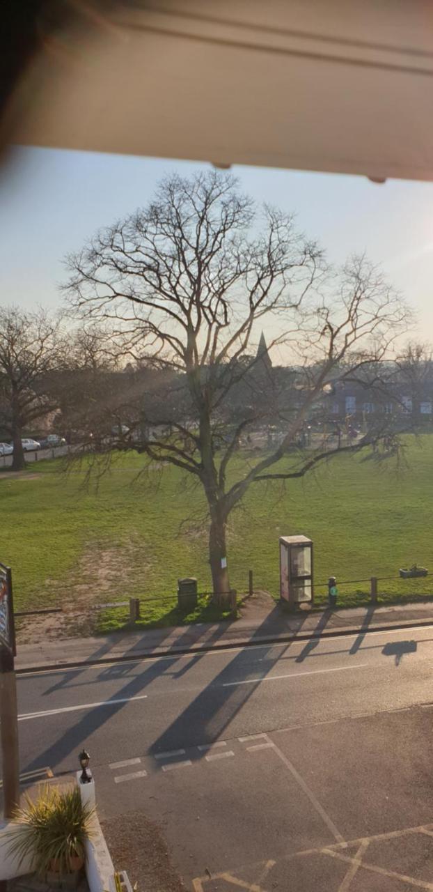 Watermans Arms Hotel London Ngoại thất bức ảnh